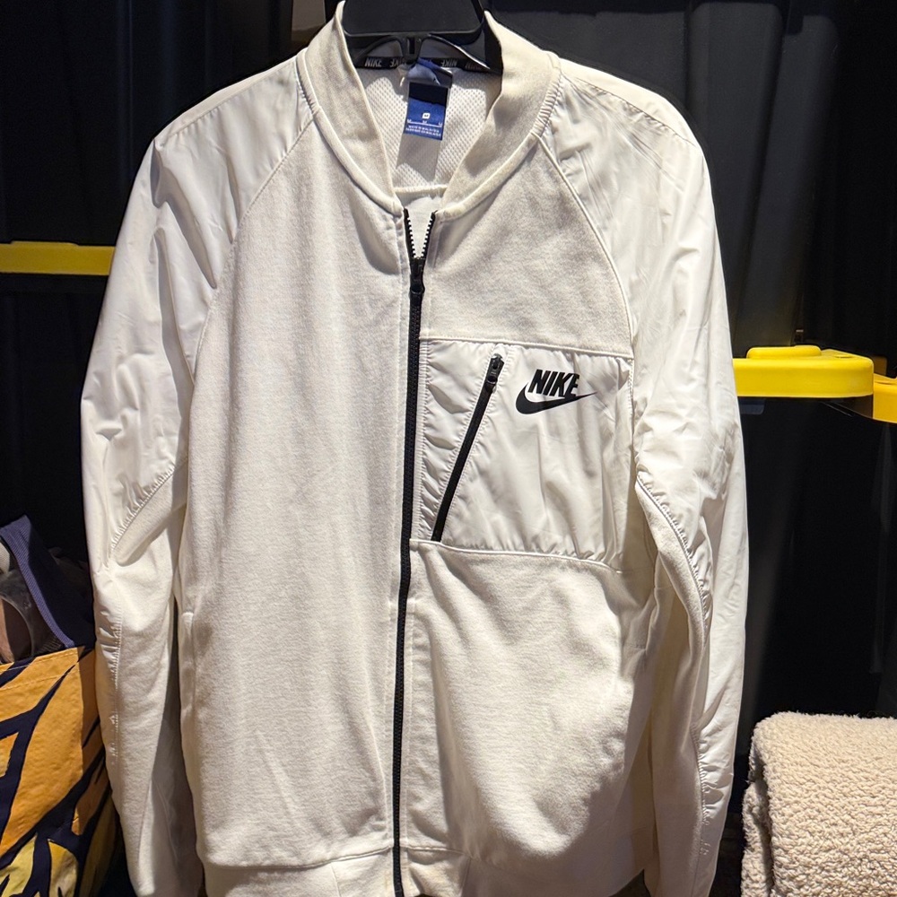 Nike Men's White Jacket